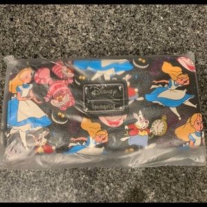 Loungefly Alice Wallet